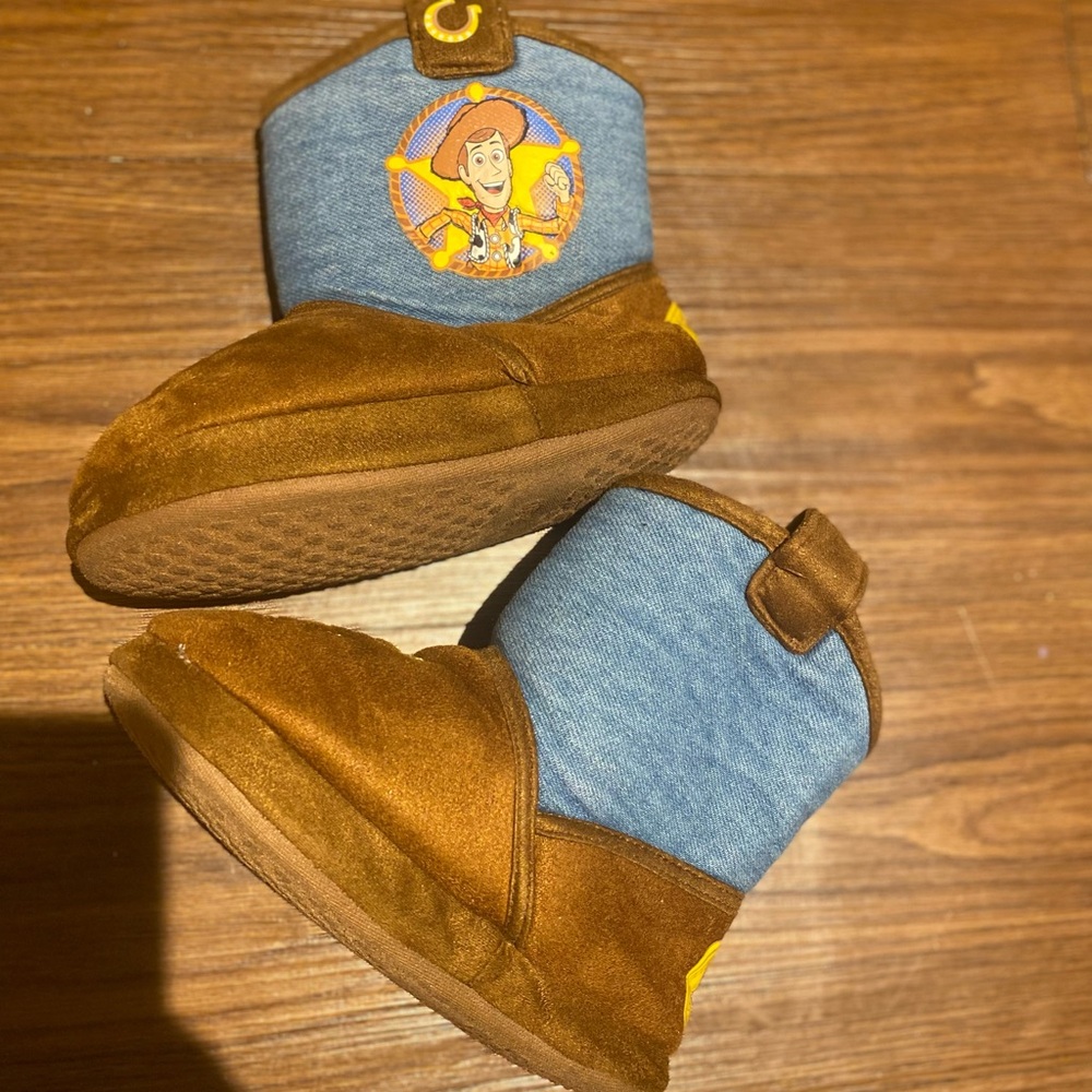 Toy Story slippers. Toddler size 9/10c.